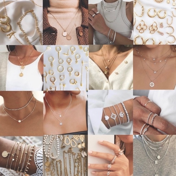 Winter Mystery Box | Clothing Accessories Jewelry Makeup & more! - Picture 4 of 8